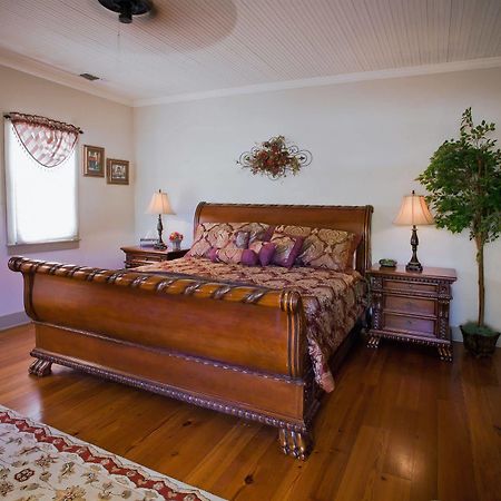 Rock House Hideaway Complex Фредериксбург Екстериор снимка