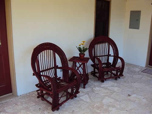 Rock House Hideaway Complex Фредериксбург Екстериор снимка