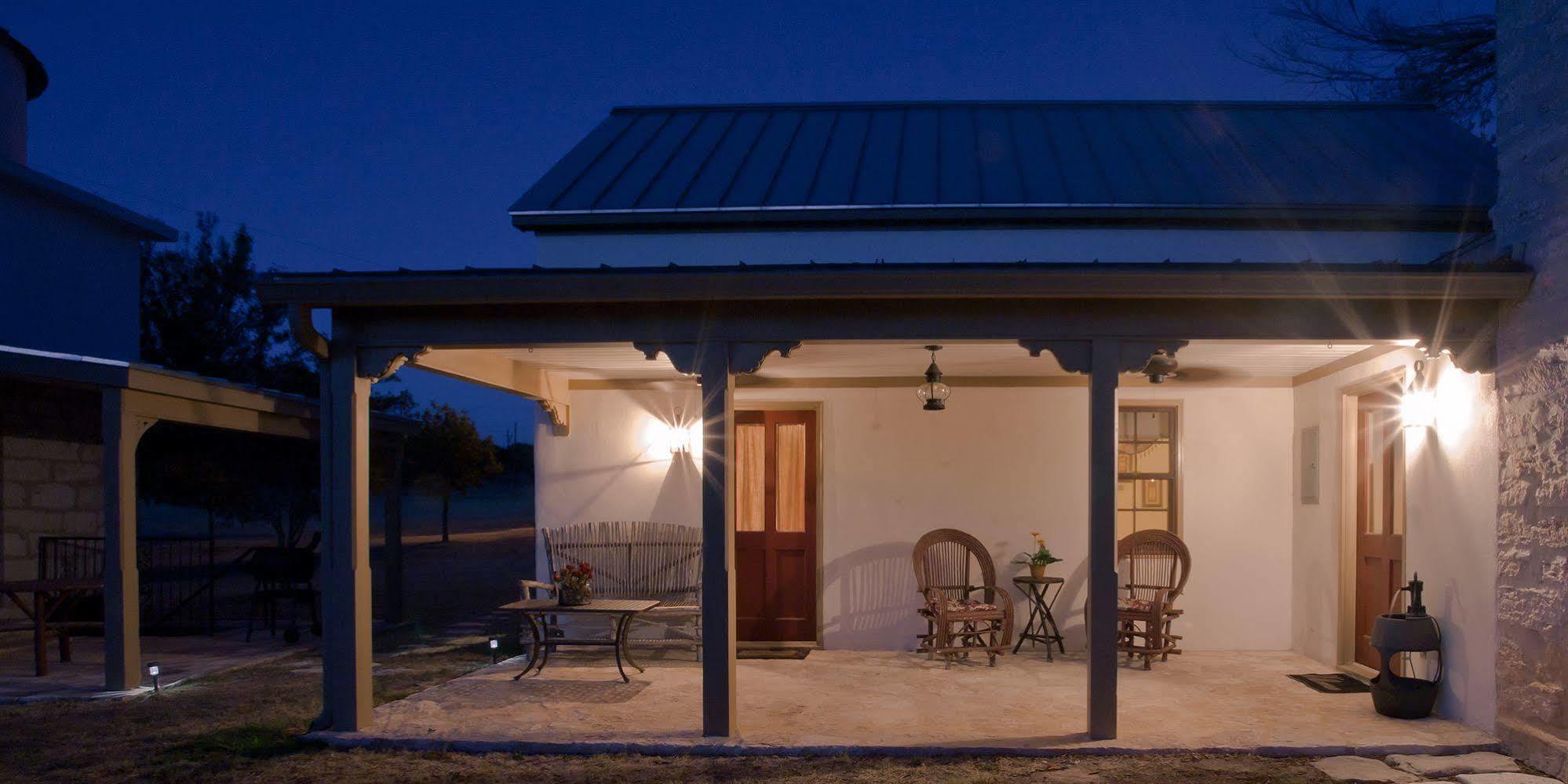 Rock House Hideaway Complex Фредериксбург Екстериор снимка